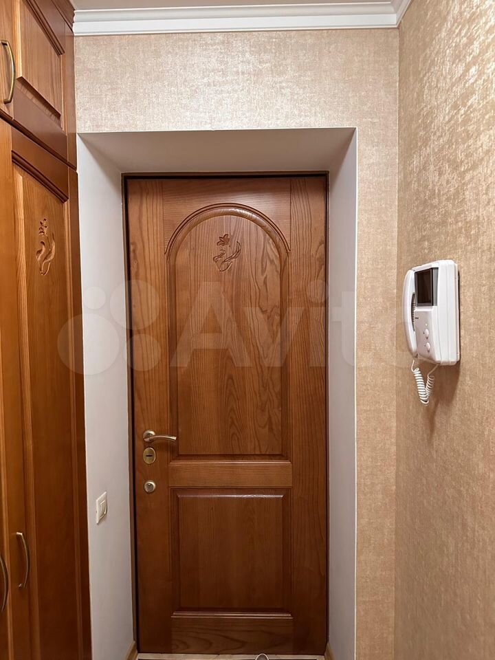 2-к. квартира, 65 м², 2/5 эт.