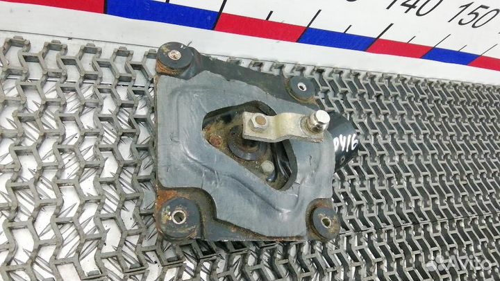 Моторчик стеклоочистителя передний Volvo V40