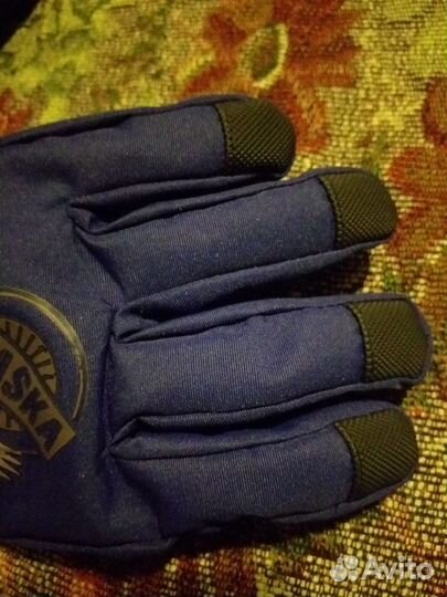 Перчатки Reike зима новые 10-14 лет