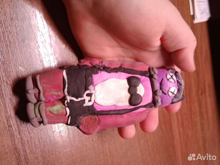 Игрушка из лёгкого пластилина