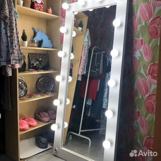 Зеркало, гримерное зеркало, зеркало с подсветкой