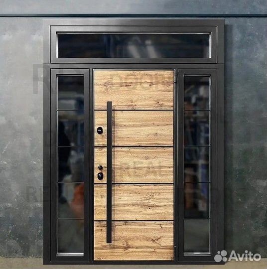 Утепленная входная уличная дверь со стеклом