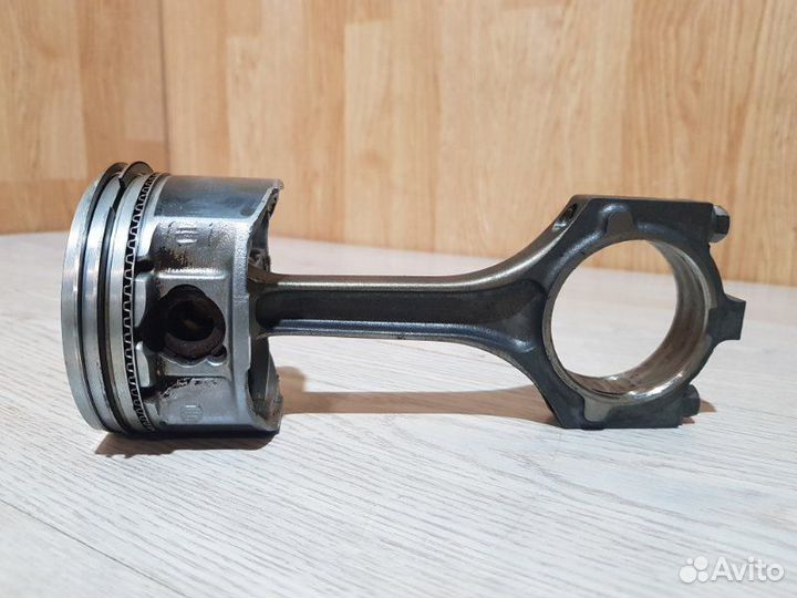 Поршень с шатуном Jaguar X-Type X400 AJ25 2005