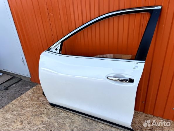 Ниссан Х-Трейл Т 32 дверь передняя левая