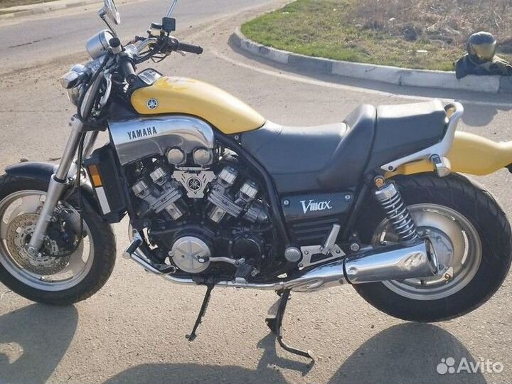 Yamaha V-Max 1200