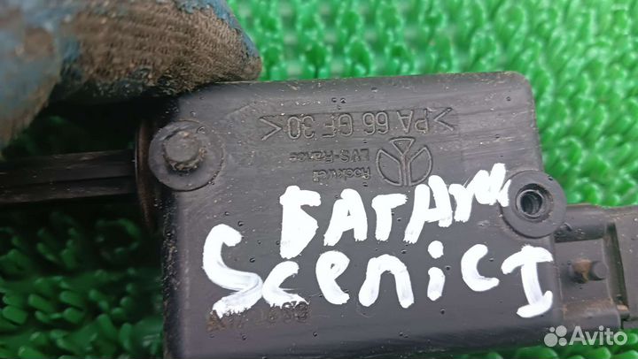 Активатор замка багажника задний Renault Scenic 1