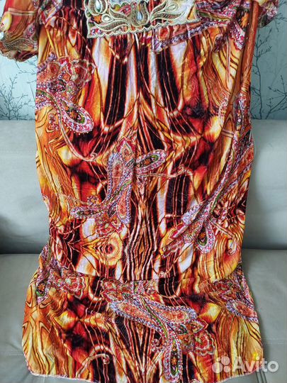 Женский национальный таджикский костюм