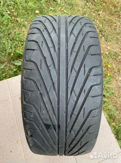 Triangle TR968 235/35 R19