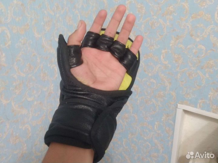 Перчатки мма, demix. Накладки на голень