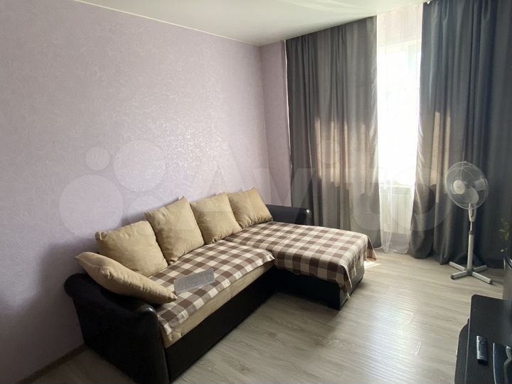 2-к. квартира, 51 м², 4/10 эт.