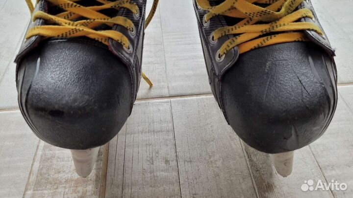 Хоккейные коньки бауэр X800