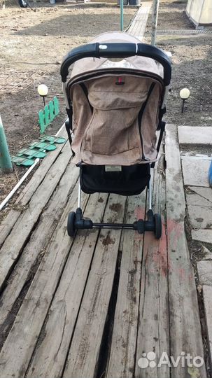 Прогулочная коляска yoya plus