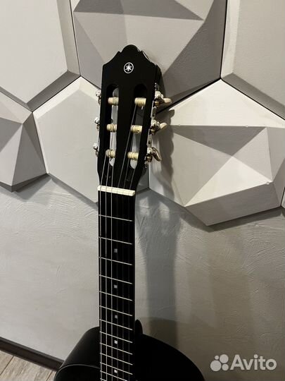 Классическая гитара yamaha c40