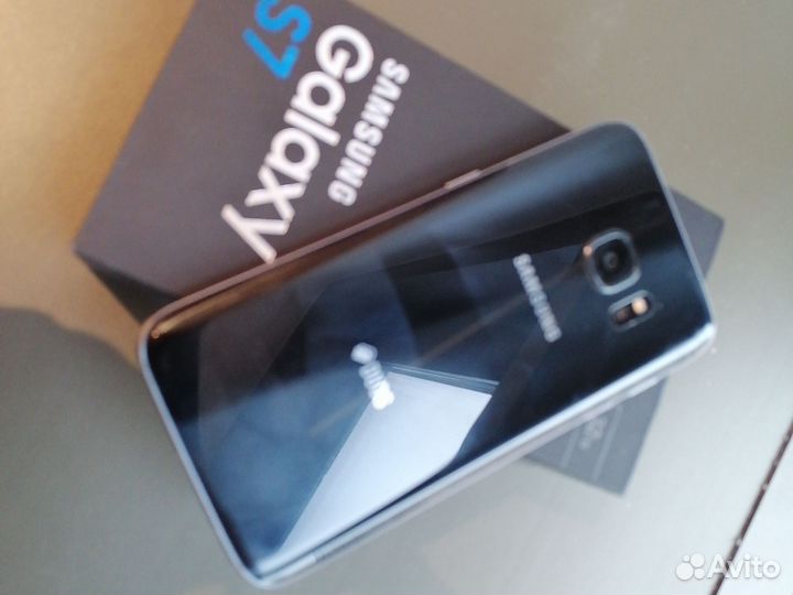 Samsung Galaxy S7, 4/32 ГБ