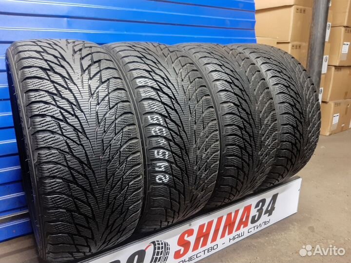 Nokian Tyres Hakkapeliitta R2 245/35 R19 93R