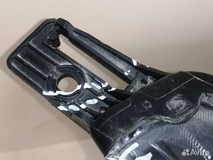 Б/У Б/У Фара правая 26010HV00B10019009 nissan