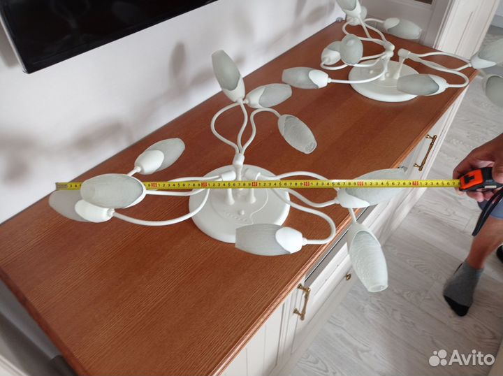 Две Люстры потолочные б/у