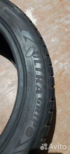 Goodyear UltraGrip Performance 275/45 R21 110V