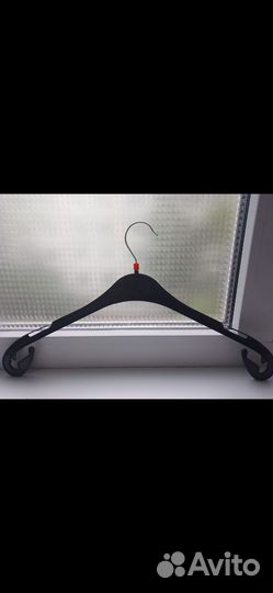 Вешалка (плечики) для одежды