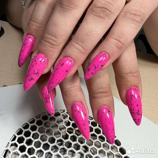 Маникюр на дому, наращивание ногтей