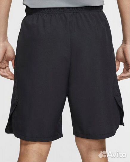 Шорты Nike спортивные