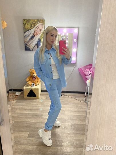 Костюм на девушку