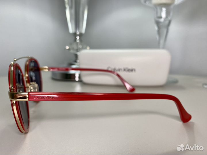 Солнцезащитные очки calvin klein