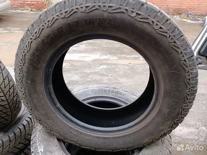 Matador MP 72 Izzarda A/T 2 235/65 R17