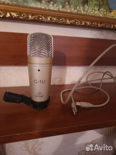 Студийный микрофон behringer C-1U