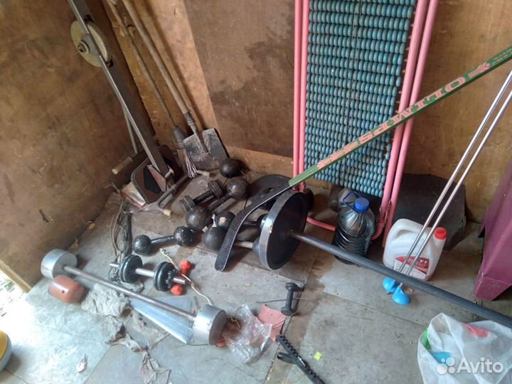 Спорт.инвентарь : гири, гантели и другое