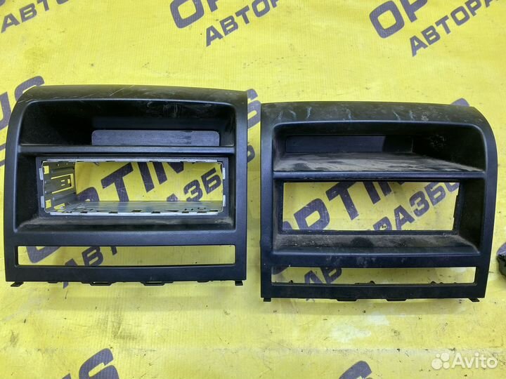 Рамка магнитолы Fiat Albea