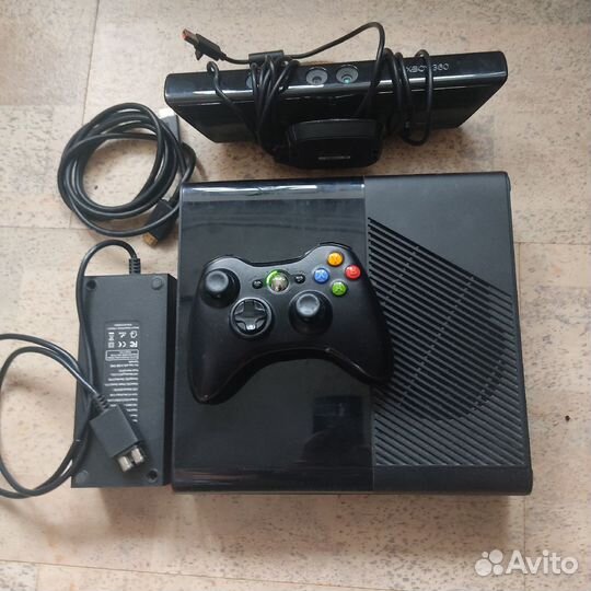 Xbox 360Е 500GB прошита фрибут 250 игр