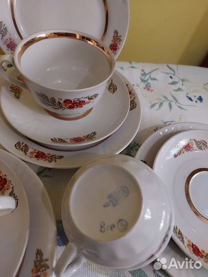 Чайные тройки - чашка чайная, блюдце, пирожковая