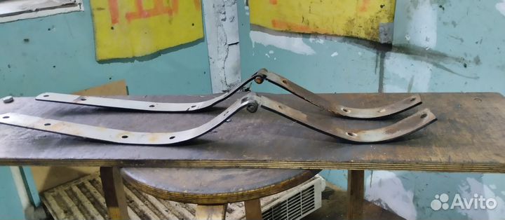 Петли багажника коляски мотоцикла Урал