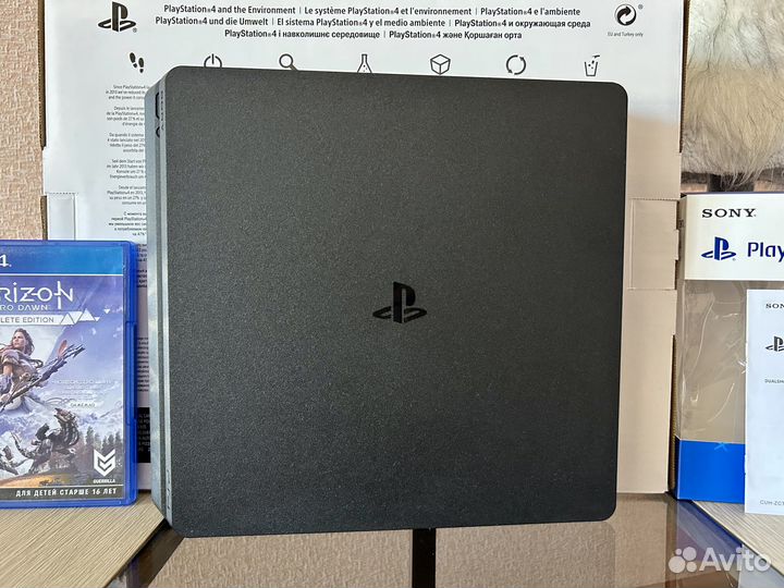 Sony PS4 slim 1 TB (3 ревизия) 45 игр + подписка