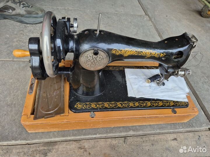 Швейная машина пмз им калинина