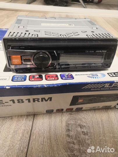 Магнитола Alpine CDA-181RM