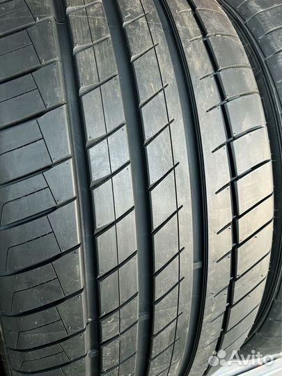 Kapsen RS26 Practical Max HP 265/45 R21 98Y