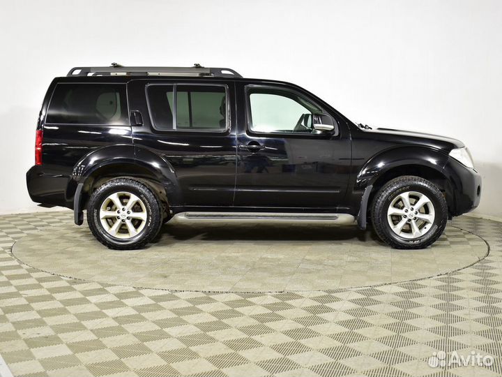 Nissan Pathfinder 2.5 AT, 2012, 229 381 км
