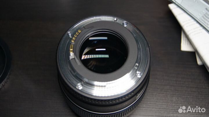 Объектив canon ef 85mm f1 8 usm