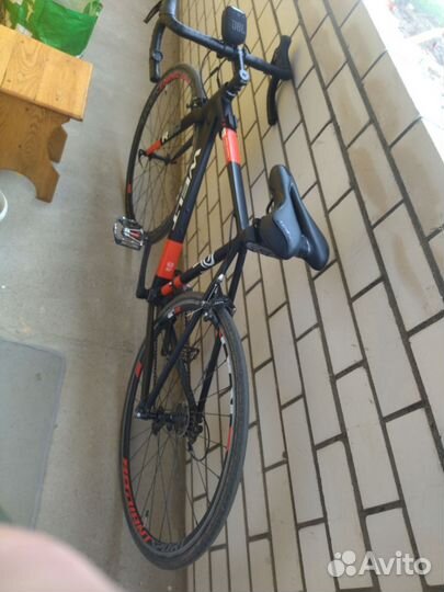 Шоссейный велосипед welt r90