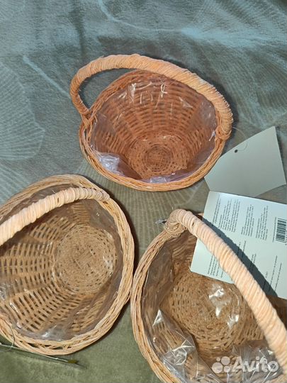 Корзинки новые цена за 3 шт