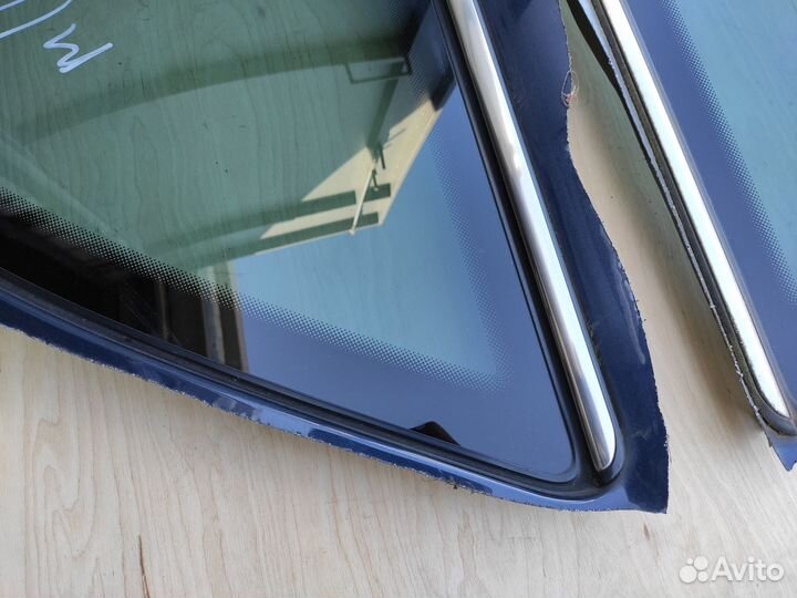 Стекло заднее глухое AS3 на Opel Zafira B