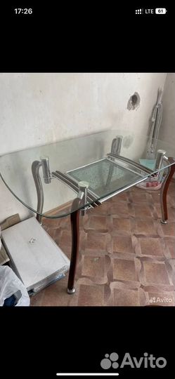 Кухонный стол