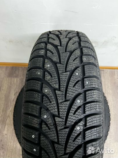 RoadX RX Frost WH12 215/55 R18 95T