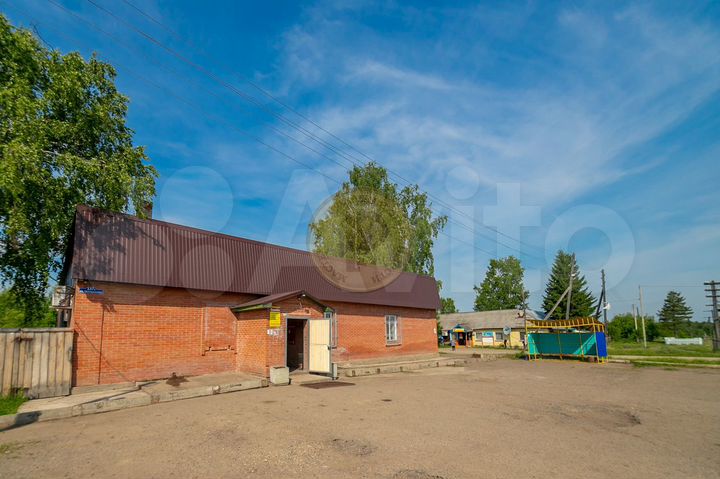 Здание, 215 м²