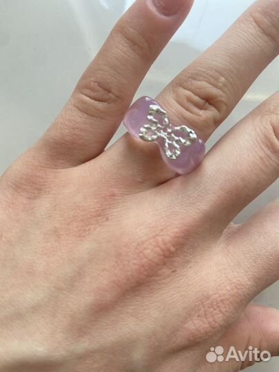 Кольцо из эпоксидной смолы с бабочкой