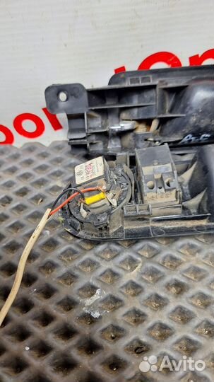 Ручка двери внутренняя задняя volkswagen Passat B5