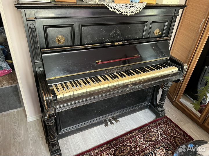 Антикварное пианино Rud Ibach Sohn