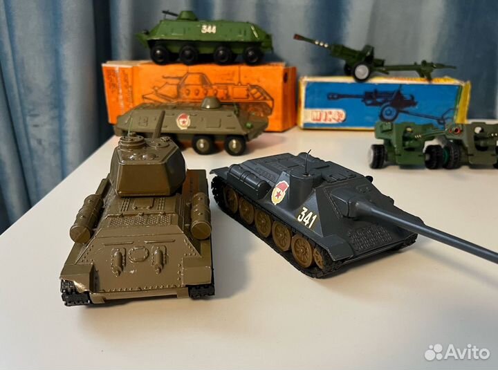 Советская военная техника танк т34 СССР